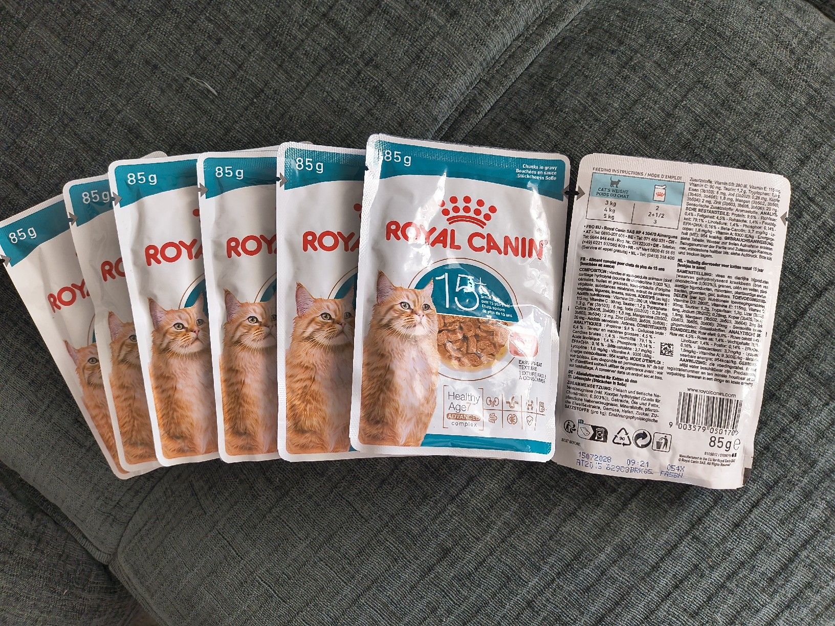 Royal Canin Futter: Royal Canin Katzenfutter 15+ – Neu und originalverpackt aus Konolfingen von Michchachela