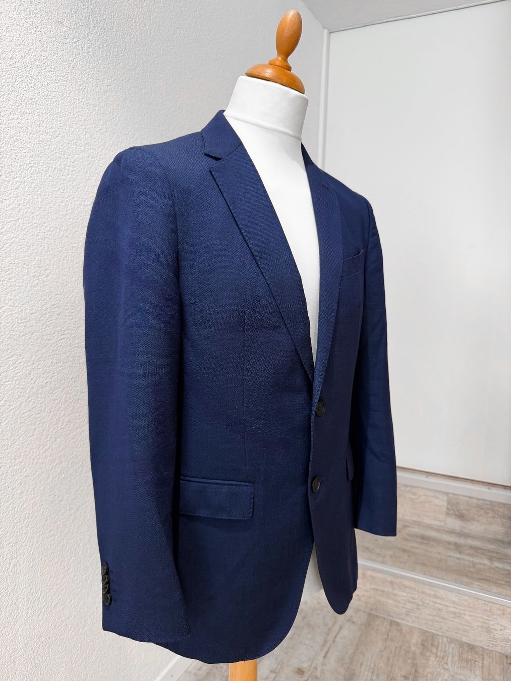 Hugo Boss Giacche: Hugo Boss Stretch Tailoring Sakko Dunkelblau Gr. 48 – Usato da Dietikon venduto da Angy94 2