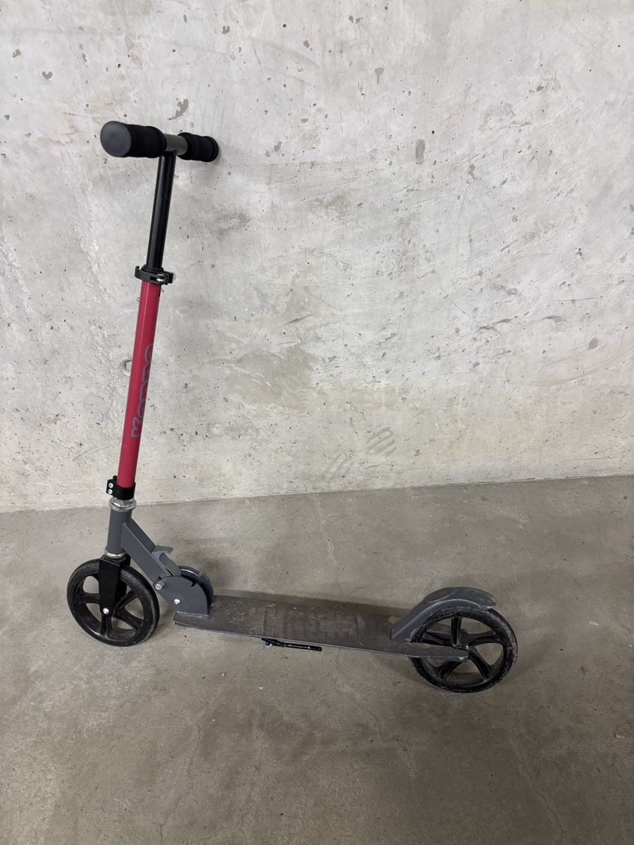 Kickboard: Trotti Kappa – D'occasion à Muttenz par Stefan8