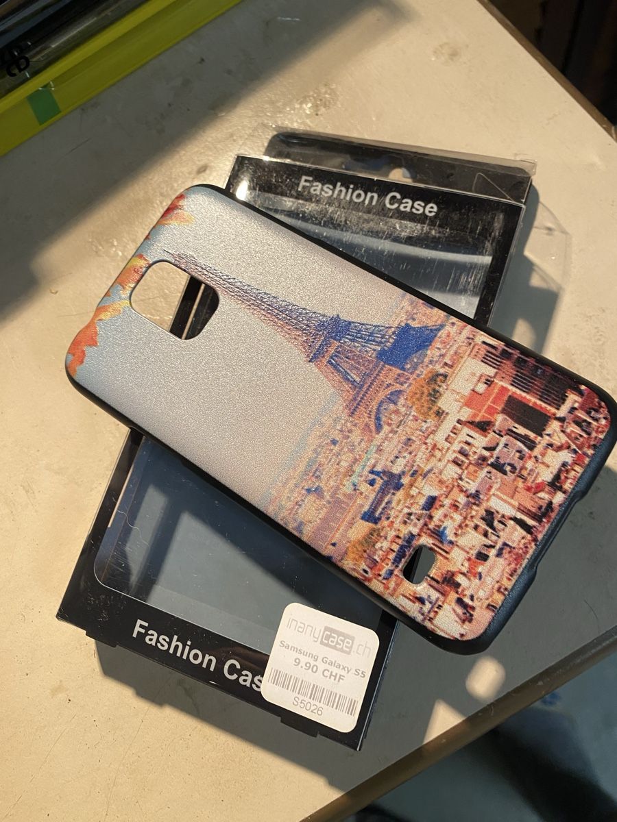 Samsung Cover & Protezioni schermo: Samsung Galaxy S 5 Cover – Nuovo e nell'imballaggio originale da Niederhasli venduto da lanzanese