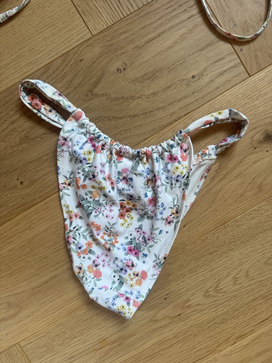 H&M Costumi da bagno & Bikini: H&M padded Blumen Bikini Set Gr. XS push up  – Nuovo (secondo la descrizione) da Zürich venduto da milenaxx 4