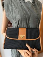 Yves Saint Laurent YSL Clutch aus beschichtetem Canvas