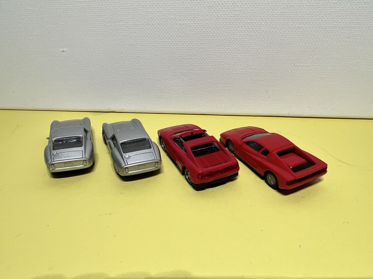 Ferrari Modellini d'auto: 4x Ferrari in 1/87 – Usato da Weinfelden venduto da Kammerflimmern 1