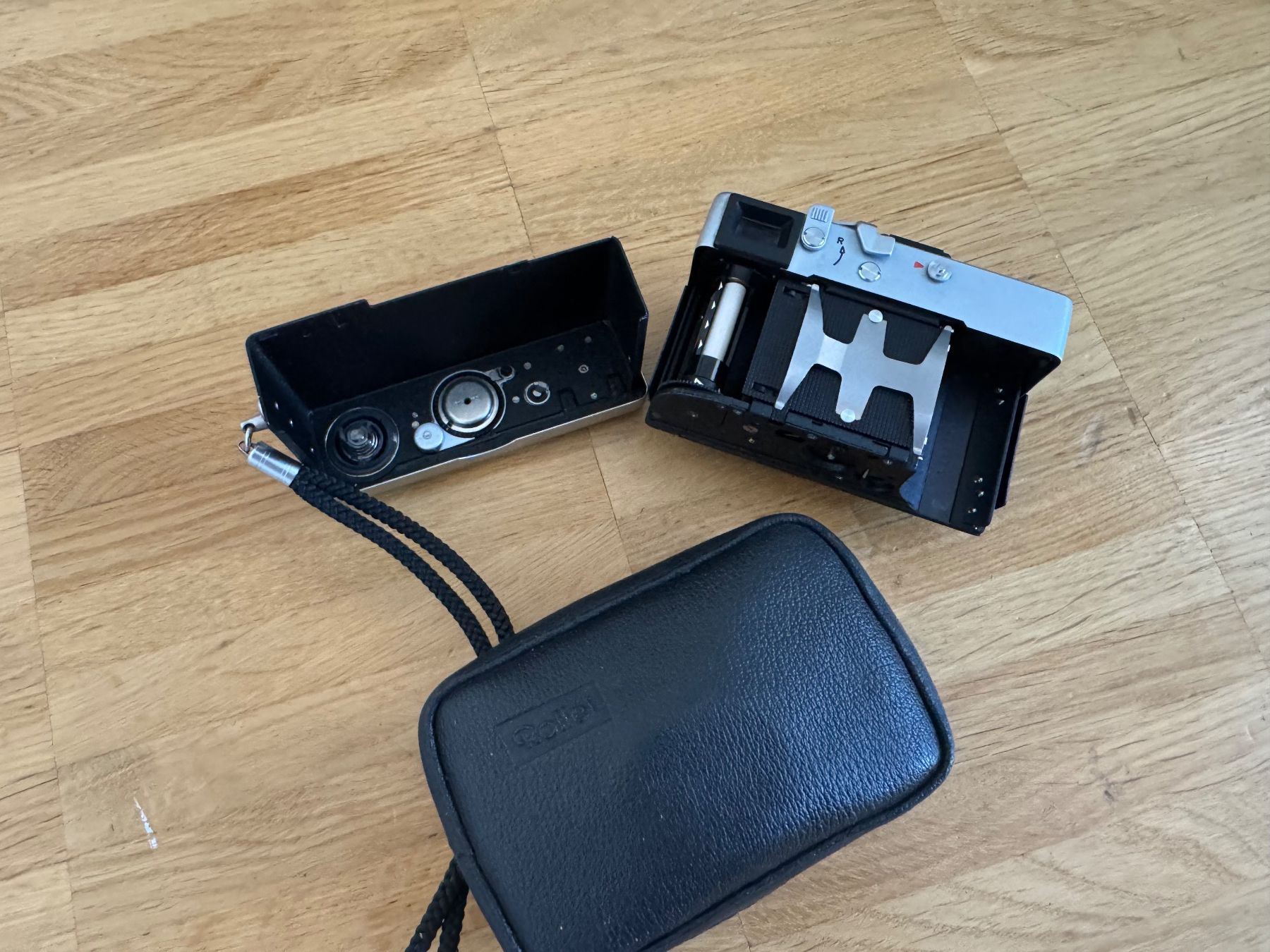 Rollei Fotocamera: Rollei 35 SE Kamera mit Tasche – Usato da Jona venduto da marctobias 4