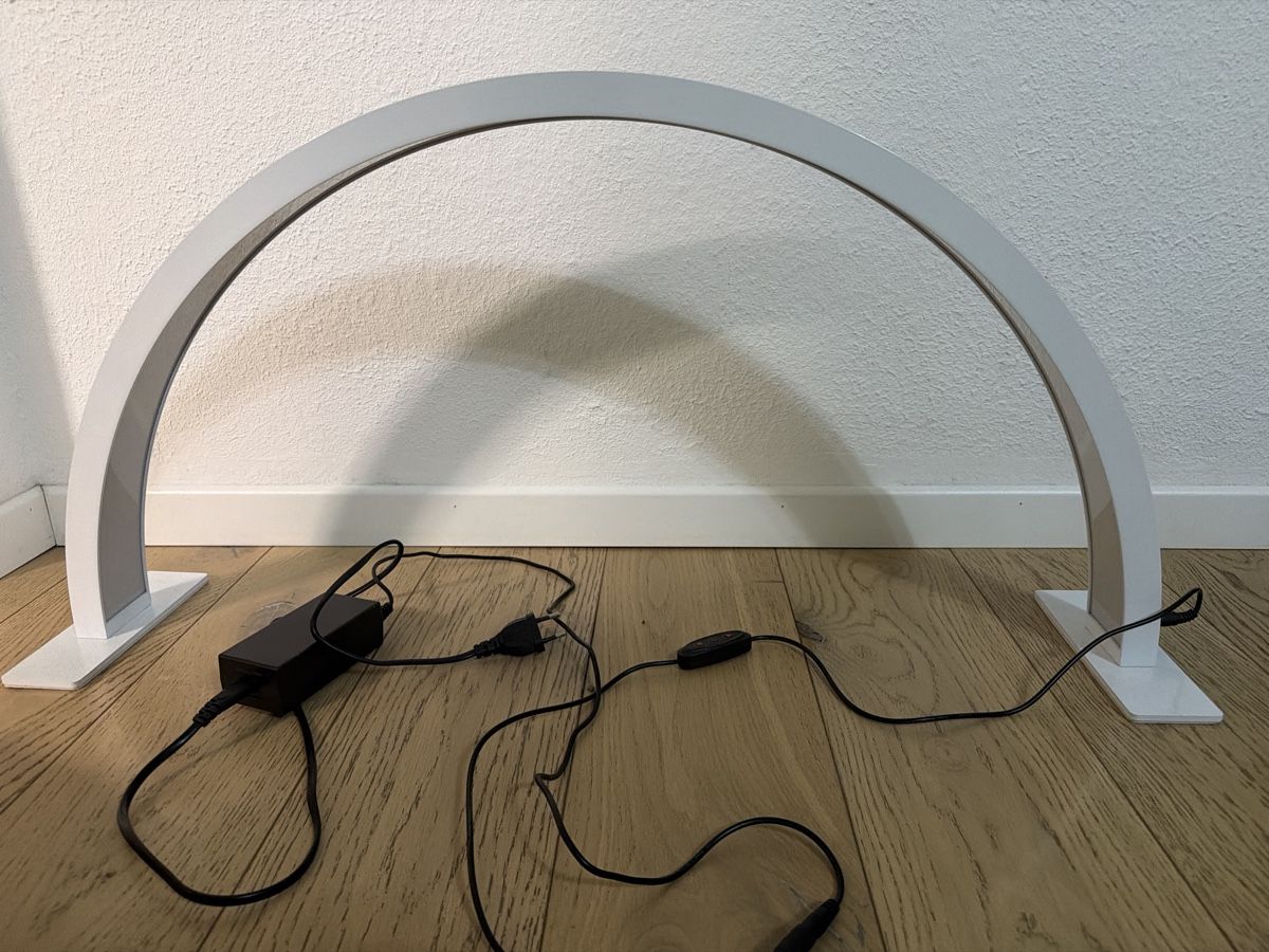Lampes: Lampe de professionnel pour table de manucure – Neuf (Voir description) à Lignerolle par cat_v9tq 1