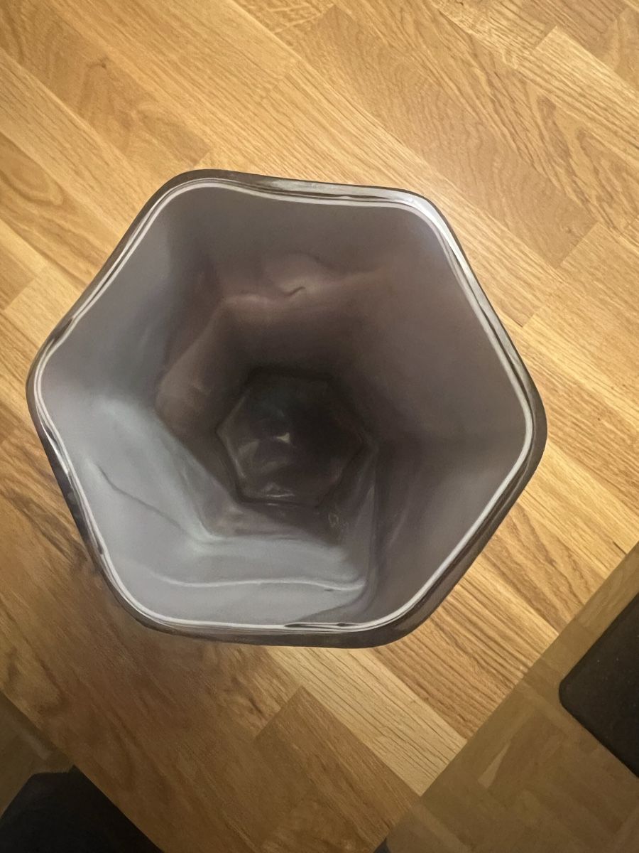 Vasi & Recipienti: JOLI VASE DE MURANO – Usato da Brügg BE venduto da traindenuit 2