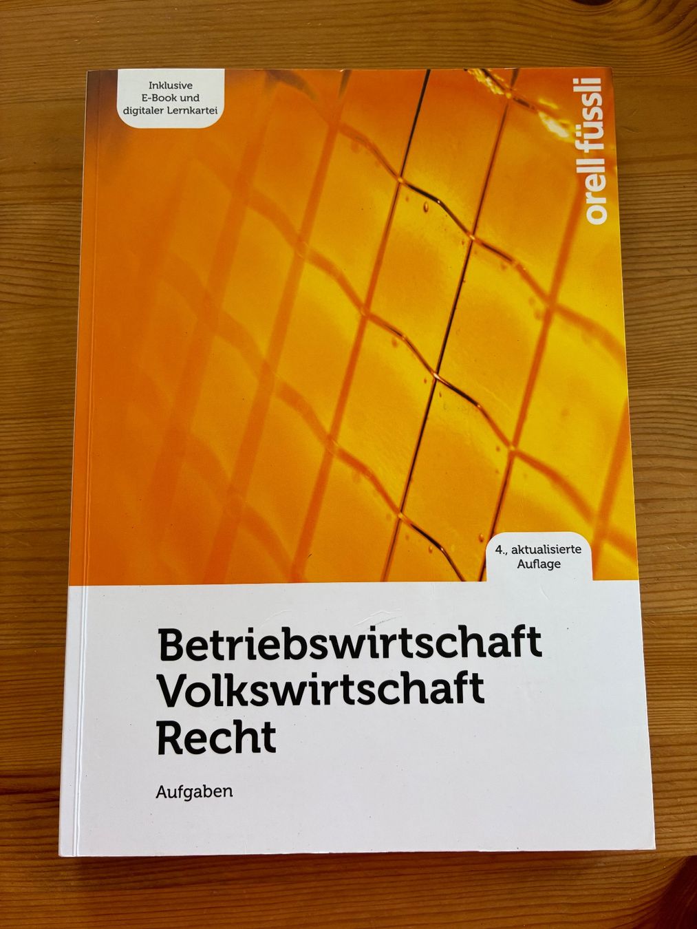 Libri: Betriebswirtschaft/ Volkswirtschaft – Nuovo (secondo la descrizione) da Bassersdorf venduto da Imbusicht