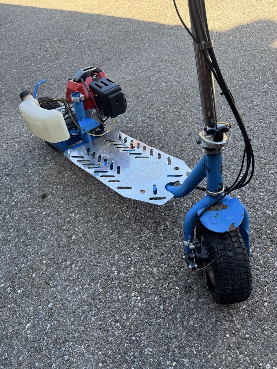 Veicoli per bambini: Trottinette à moteur pour bricoleur  – Difettoso da St-Légier-Chiésaz venduto da spe_ndg5 2