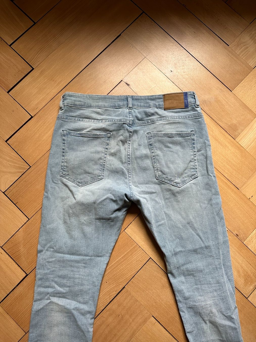 Bershka Jeans: BERSHKA - Jeans hellblau M – D'occasion à Zürich par Diazaio 2