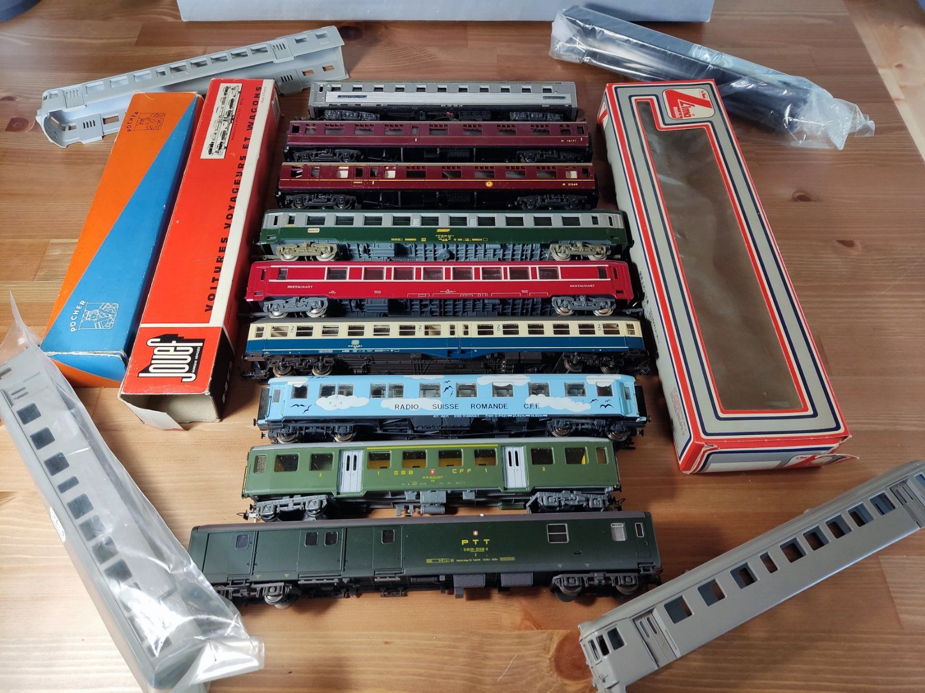 Modellini di ferrovie: Pack 9x + Ersatzteile – Usato da Tafers venduto da LitusPS