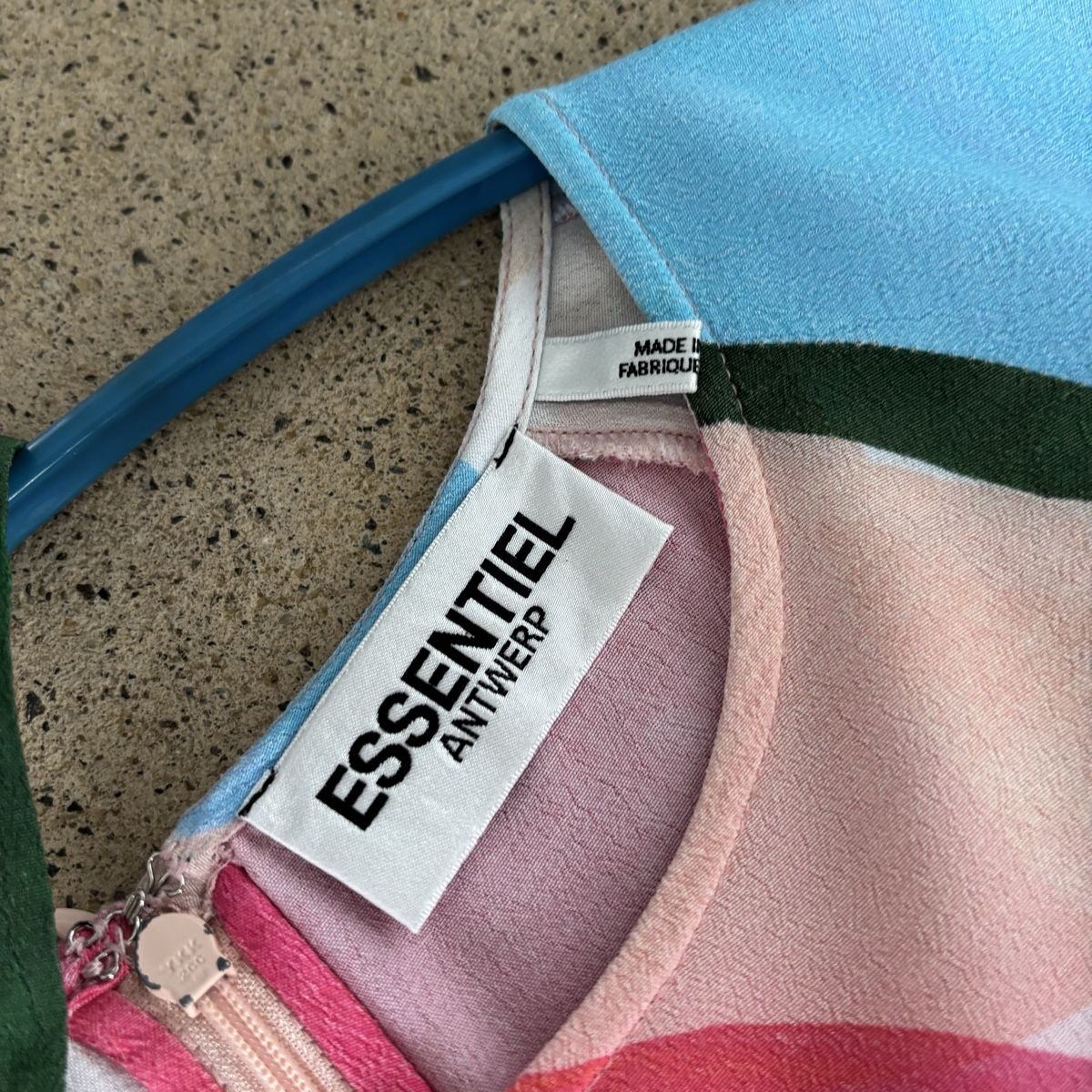 Essentiel Antwerp Vestiti: Essentiel Antwerp Maxikleid – Nuovo (secondo la descrizione) da Biel/Bienne venduto da Eiskristall08 1