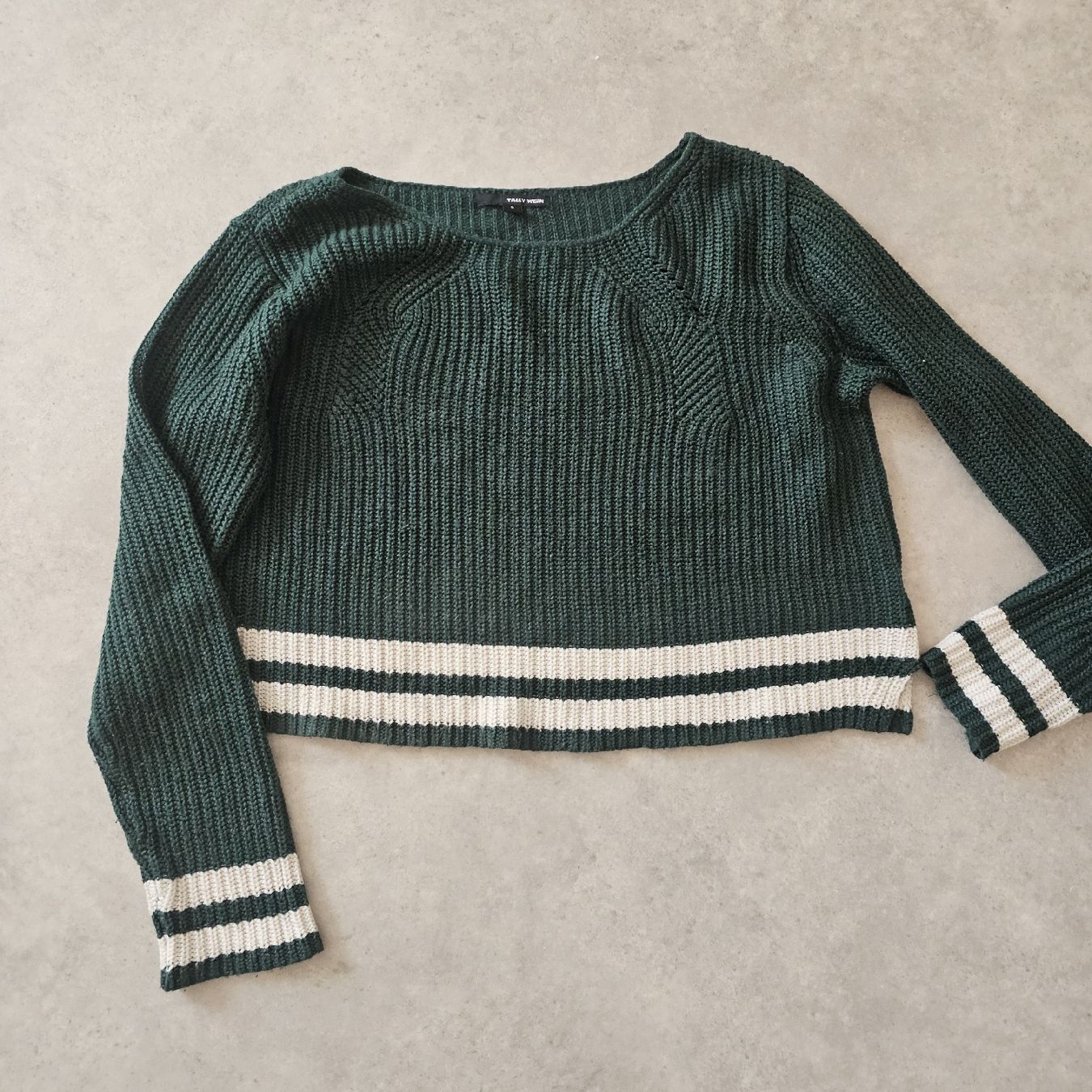 Maglioni & Felpe: Pull court vert foncé, taille S – Usato da Sornetan venduto da T.a333