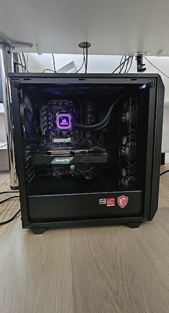 Nvidia PCs: Gaming PC Nvidia RTX2080ti & AMD Ryzon 3800x – D'occasion à Oberfrittenbach par YJO