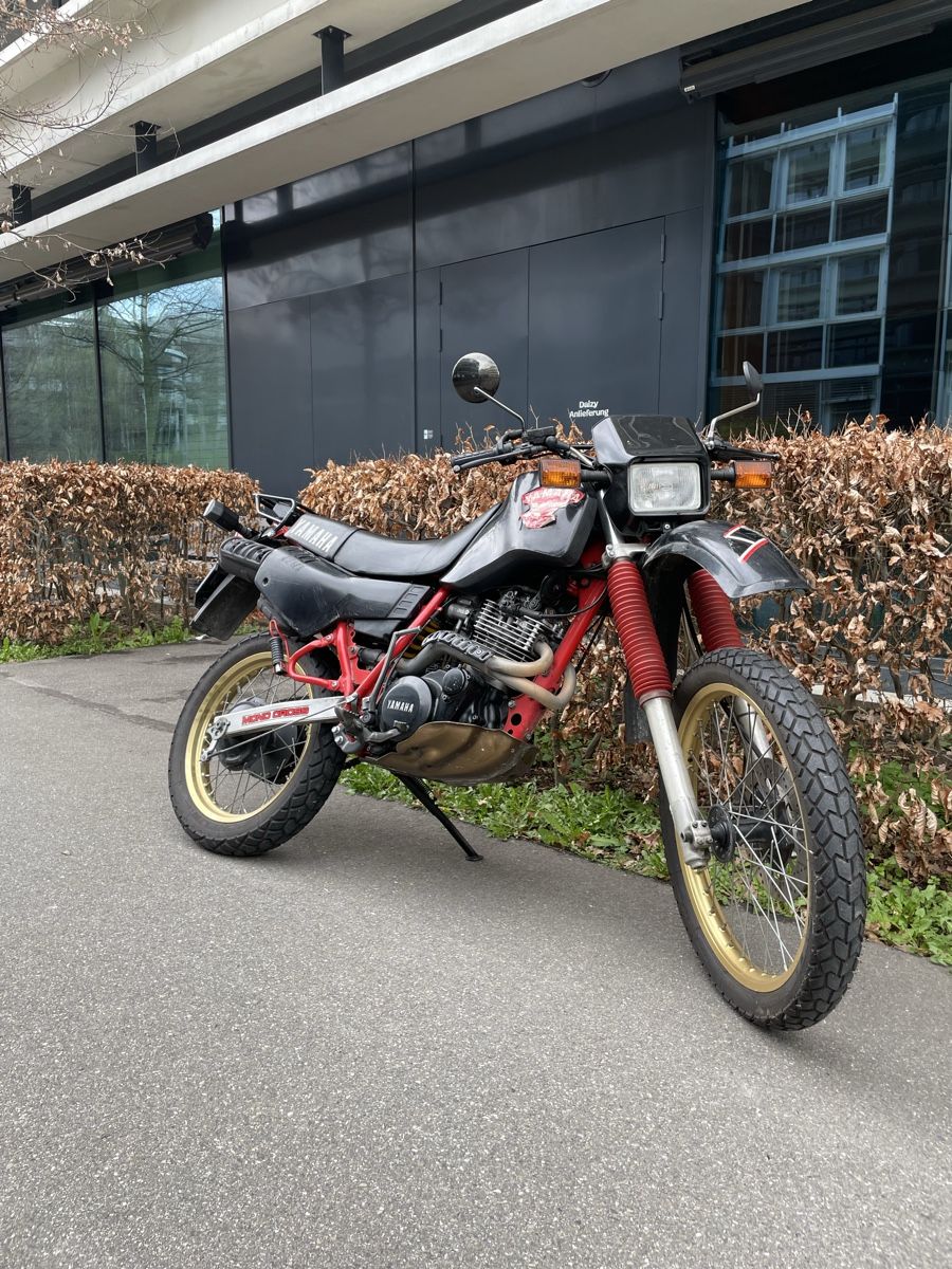 Yamaha Enduro: Yamaha XT 600 47n schwarz – Usato da Zürich venduto da cmoltisanti 2