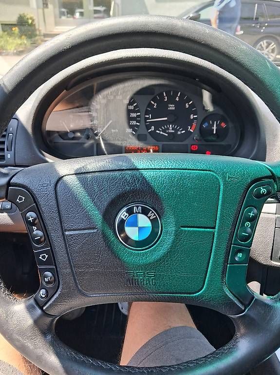 Automobili: BMW e46 320i – Usato da Dulliken venduto da jev_v2cz 2