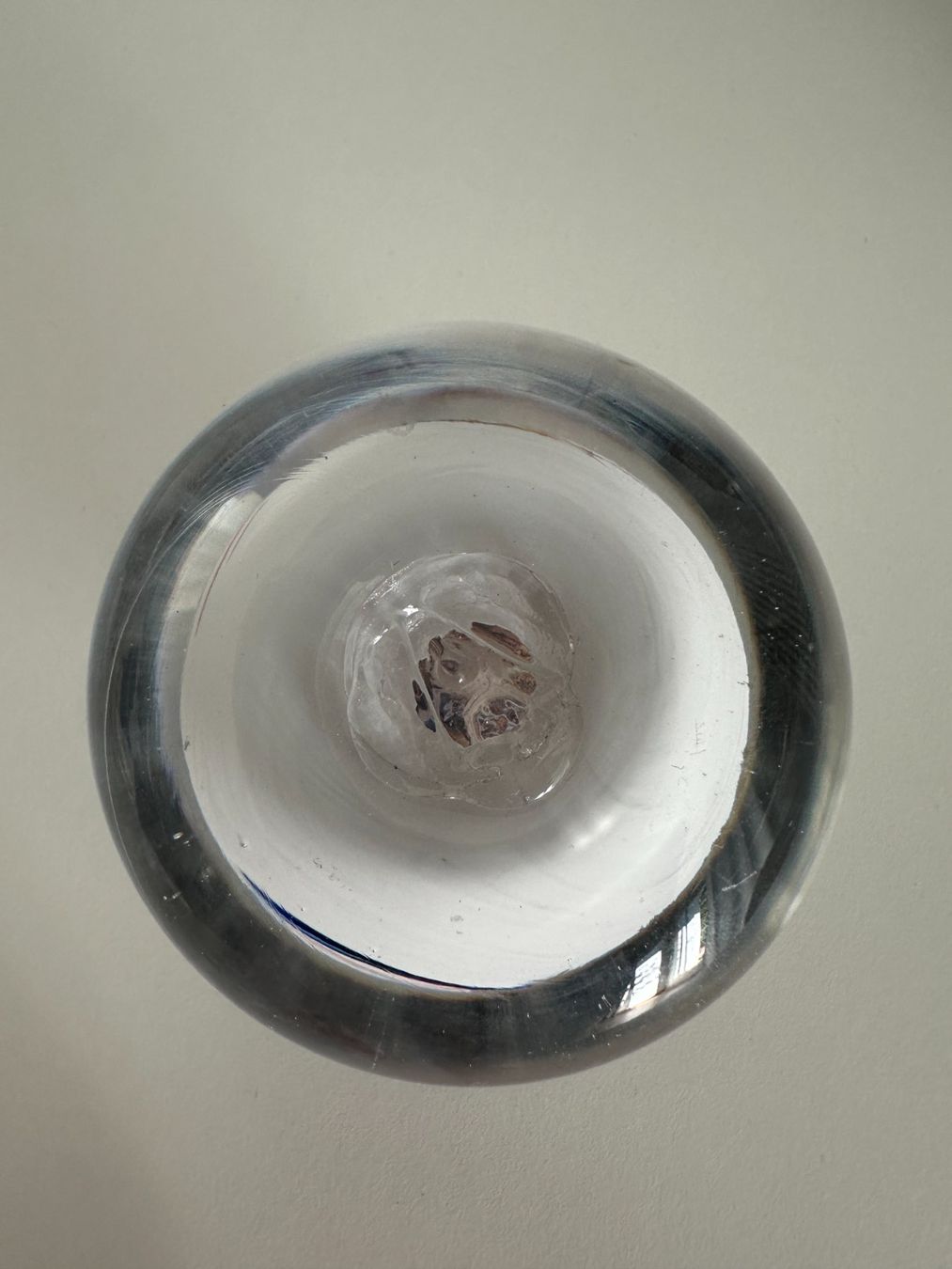 Bicchieri: Briefbeschwerer aus Glas – Usato da Luzern venduto da Johannas-flohmarkt 1