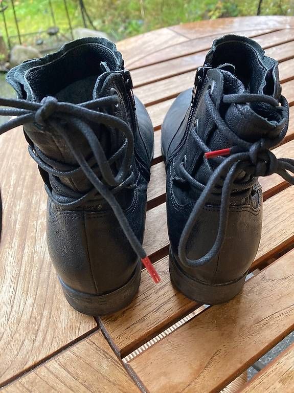 Damenschuhe: Winter Stiefeletten – Gebraucht aus Winterthur von Floraundfauna 1
