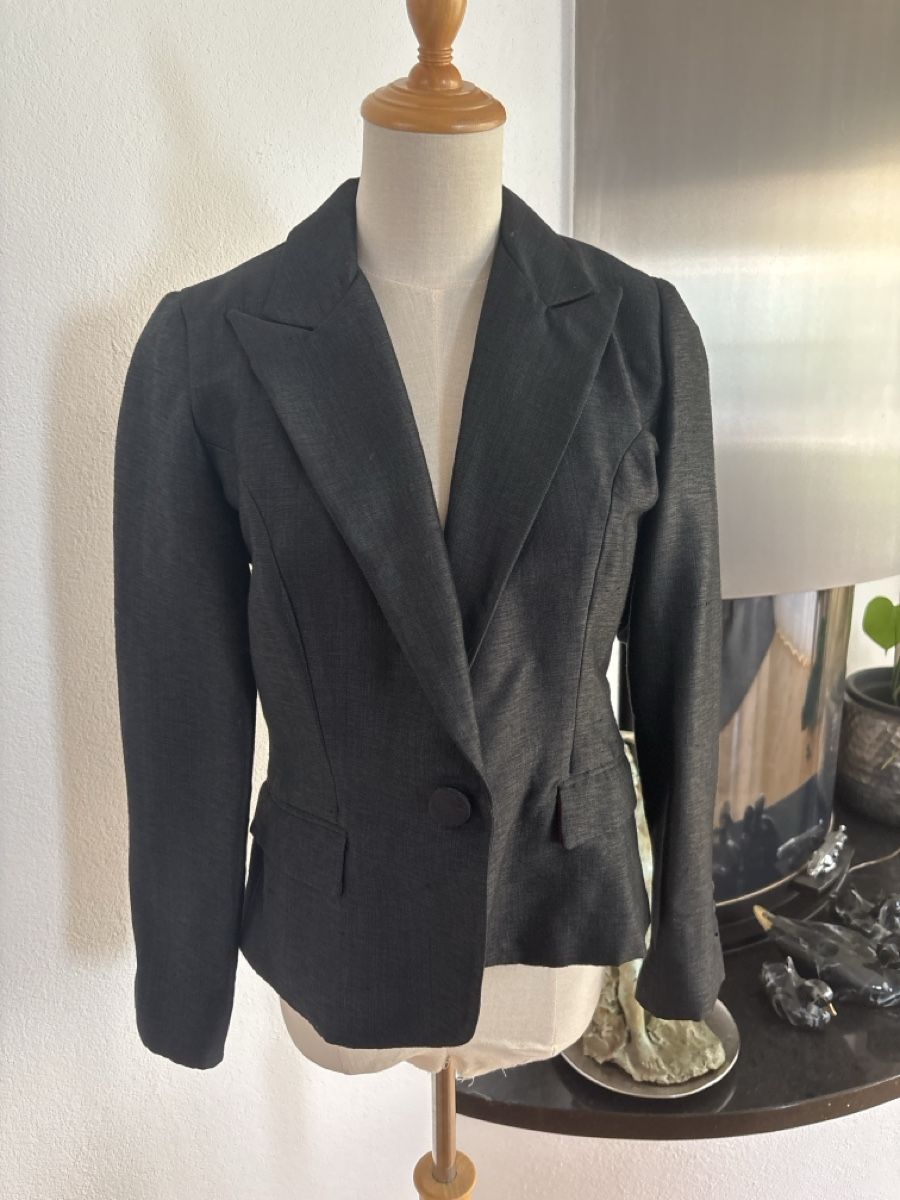 Vestes: Mass Blazer Gr 36 – D'occasion à Embrach par Dmoney