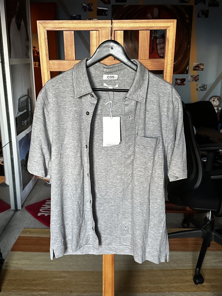 Cos Camicie: COS Grey Shirt size M – Nuovo e nell'imballaggio originale da Villars-Burquin venduto da Iliasso