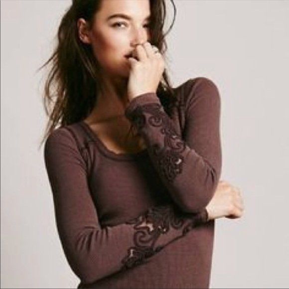 Cover & Protezioni schermo: Free People Thermo Shirt Pullover Spitzen L eher M zu Nile – Usato da St. Gallen venduto da Hereplaysmusic 8