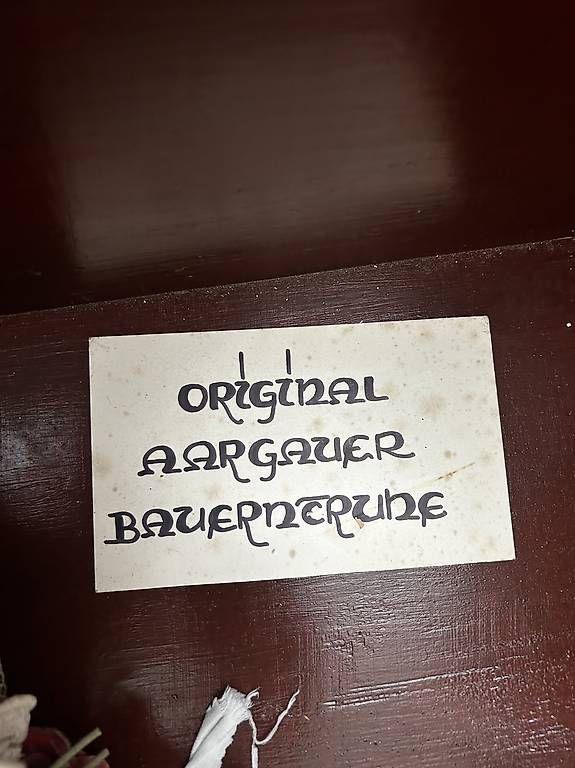Truhen: Antike Aargauer Bauerntruhe – Gebraucht aus Schalunen von Nicu21