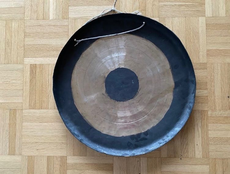 Strumenti musicali: Wunderschöner Gong mit Schlägel – Usato da Bern venduto da 1grenierdeSofine. 1