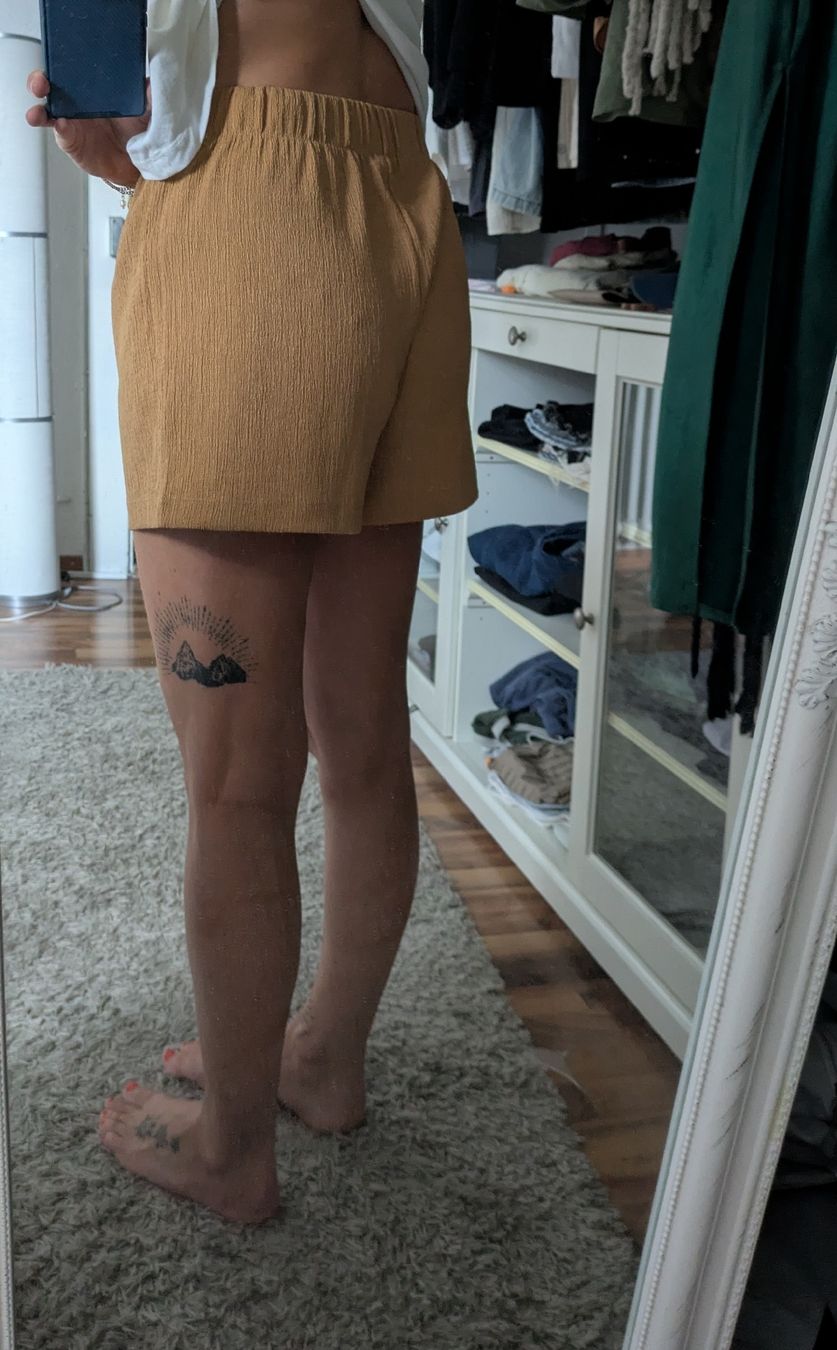 Pantaloni: Lockere Crinkle- Shorts, Grösse S – Nuovo (secondo la descrizione) da Schwyz venduto da Magdalena86 1