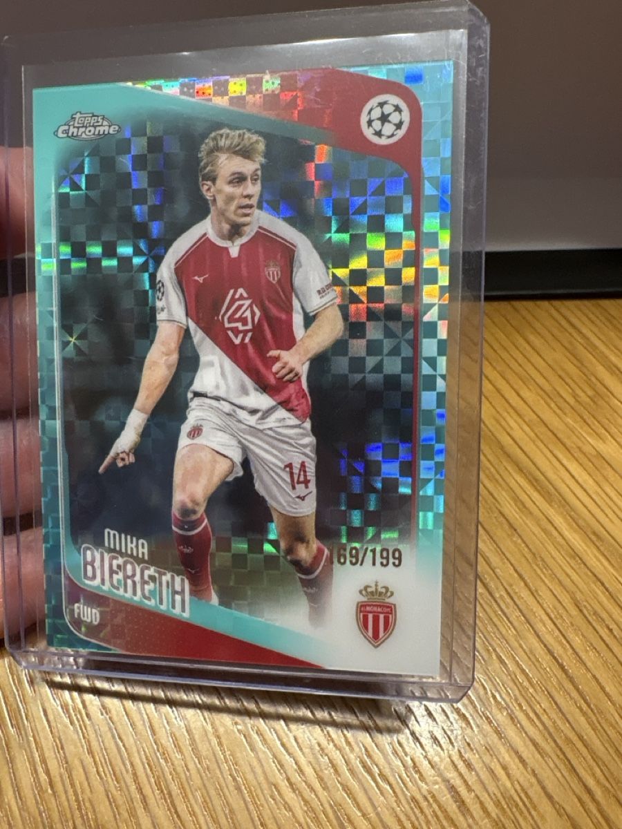 Topps Cartes à collectionner: Sammelkarte Mika Biereth Topps Chrome  – Neuf (Voir description) à Boningen par Stef_1991