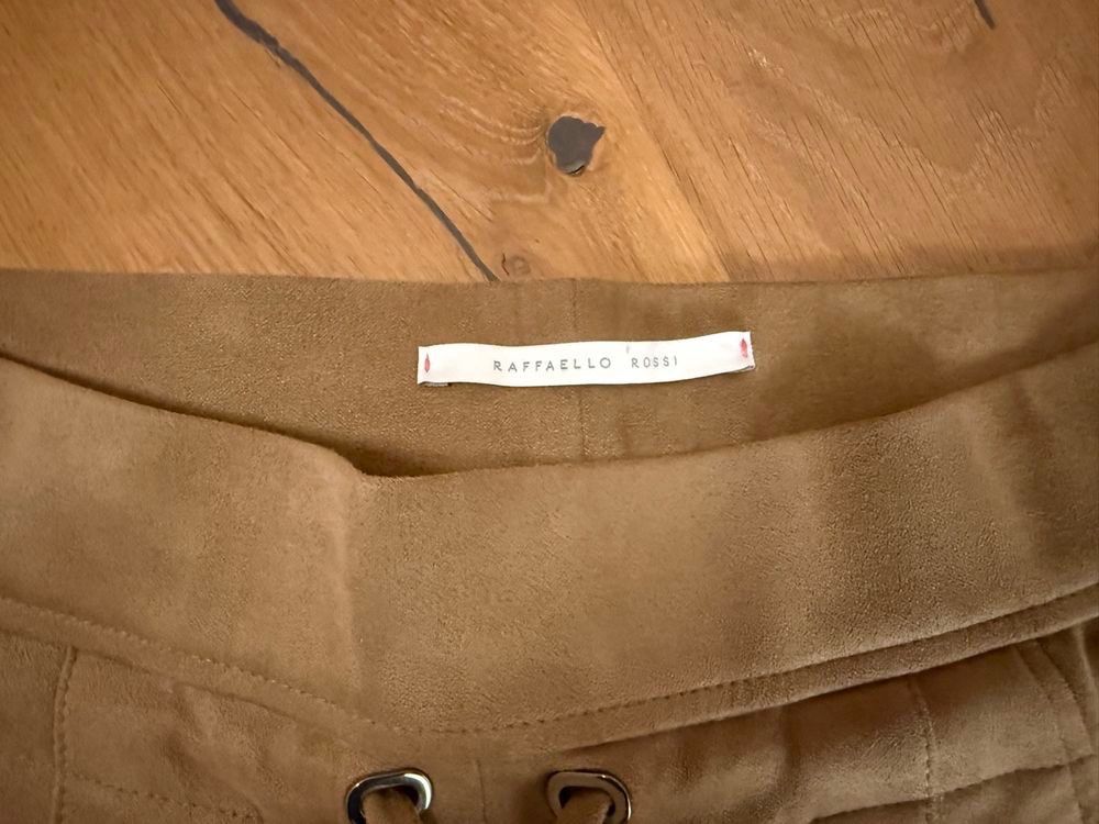 Raffaello Rossi Pantaloni: Hose von Raffaello Rossi, Grösse 34 – Usato da Lungern venduto da Blauhausfrau 2
