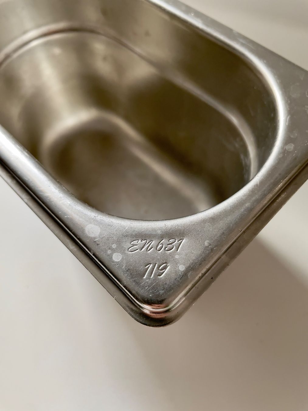 Elettrodomestici da cucina: Restaurantware- GN-/Speise-/Eisbehälter – Usato da Winterthur venduto da ttltc 1