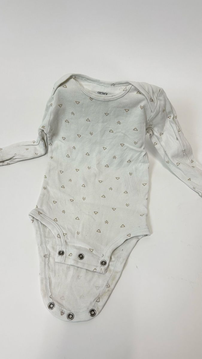 Carter's Pigiama & Simili: Carter's Body Langarm Gr. 12M Cremefarben – Usato da Schaffhausen venduto da Alinas-Kinderwelt 1