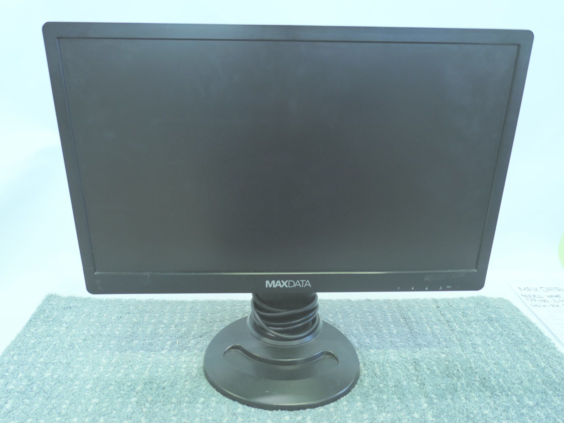 Monitor: MAXDATA LCD-Monitor 60320006 LE42BW – Usato da Münchenstein venduto da VSPBL-Verkauf