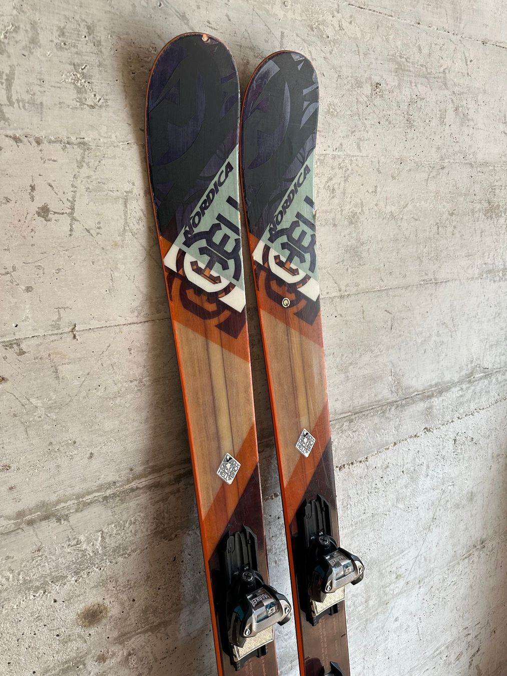 Nordica Sci: Nordica Powder Ski 161CM – Usato da Emmenbrücke venduto da karkarkar 1