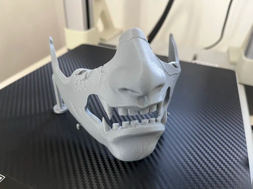 Sony Controller: Yotei Ghost Controller Halter | PS5 | inkl. Versand – Nuovo (secondo la descrizione) da Aristau venduto da EvoSwiss3D 4