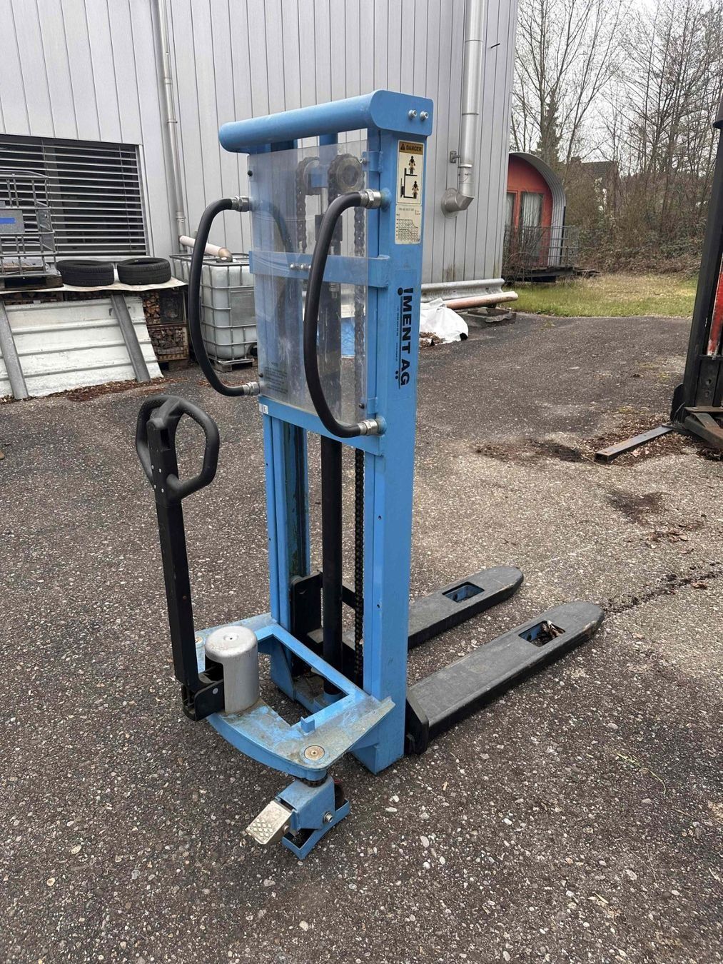 Gabelstapler & Hubwagen: Robuster Handhubwagen, Ersatzteilspender! – Defekt aus Deitingen von Silinus