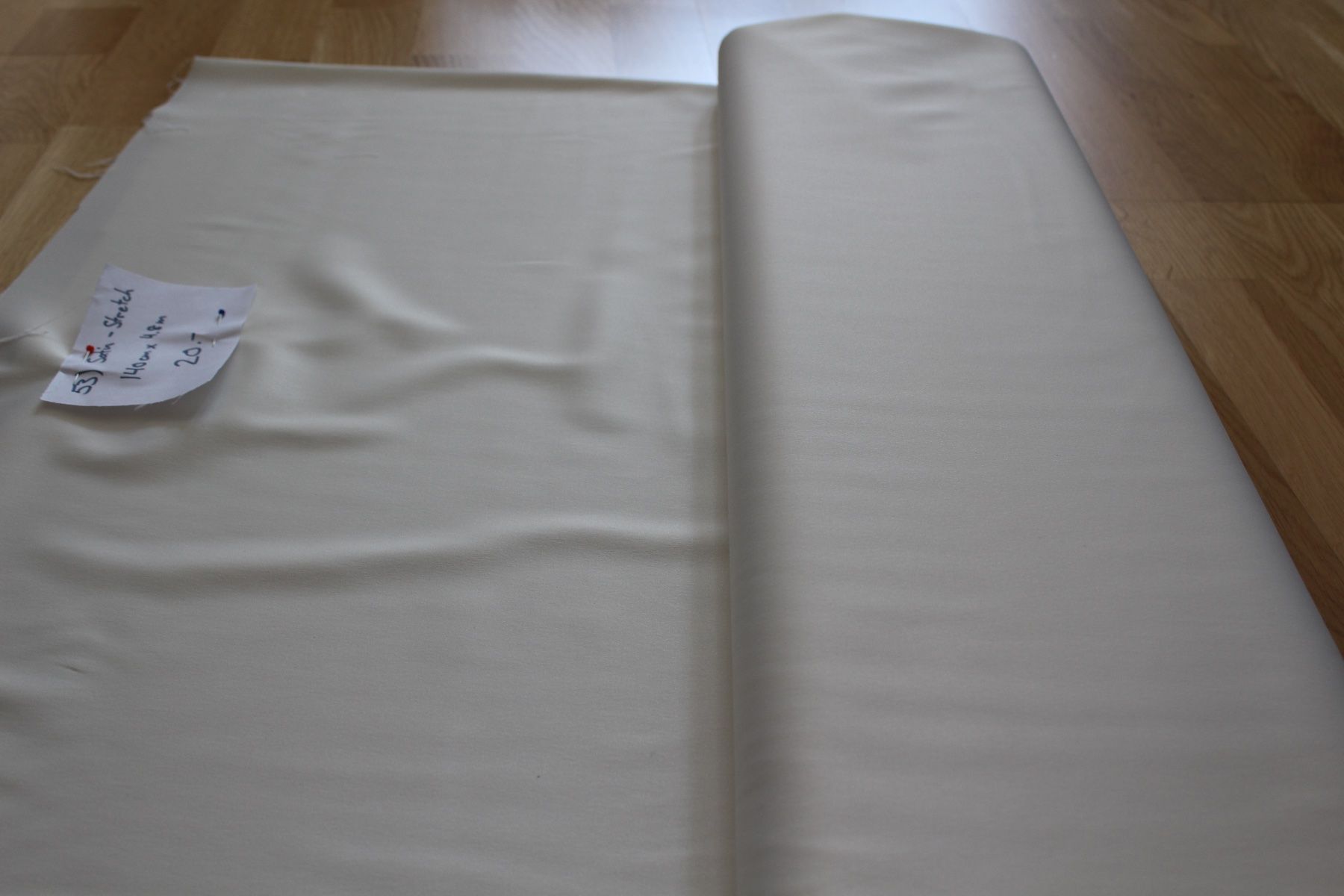 Tessuti: Satin-Stretch – Nuovo (secondo la descrizione) da Zürich venduto da yvo_9d6l 2