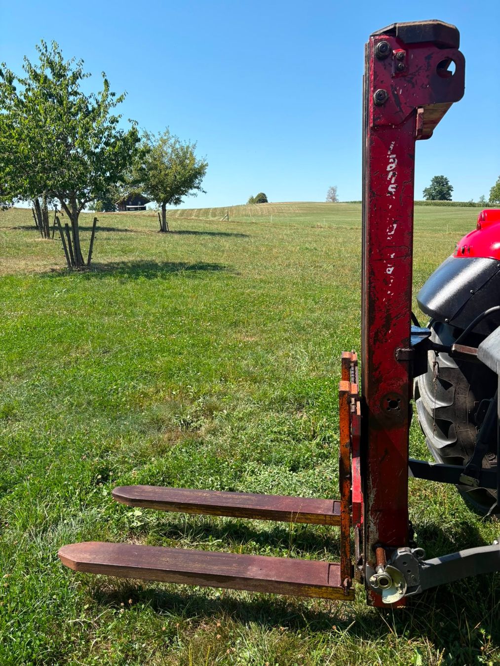 Carrelli elevatori e a forche: Heckstapler für Traktor – Usato da Andwil SG venduto da suttergmbh 2