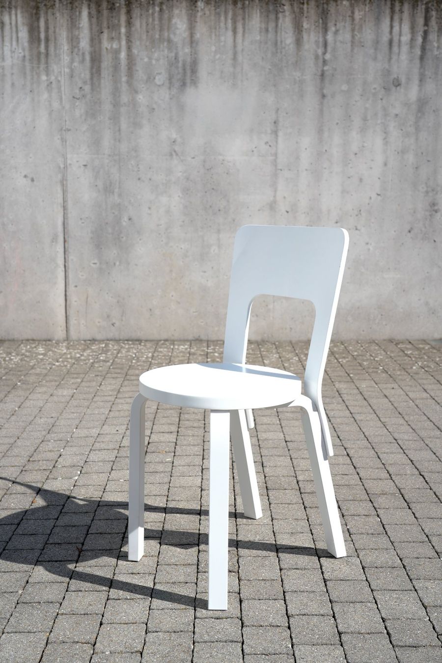 Artek Sedie: Artek Chair 66 – Nuovo (secondo la descrizione) da Uster venduto da uniki.ch