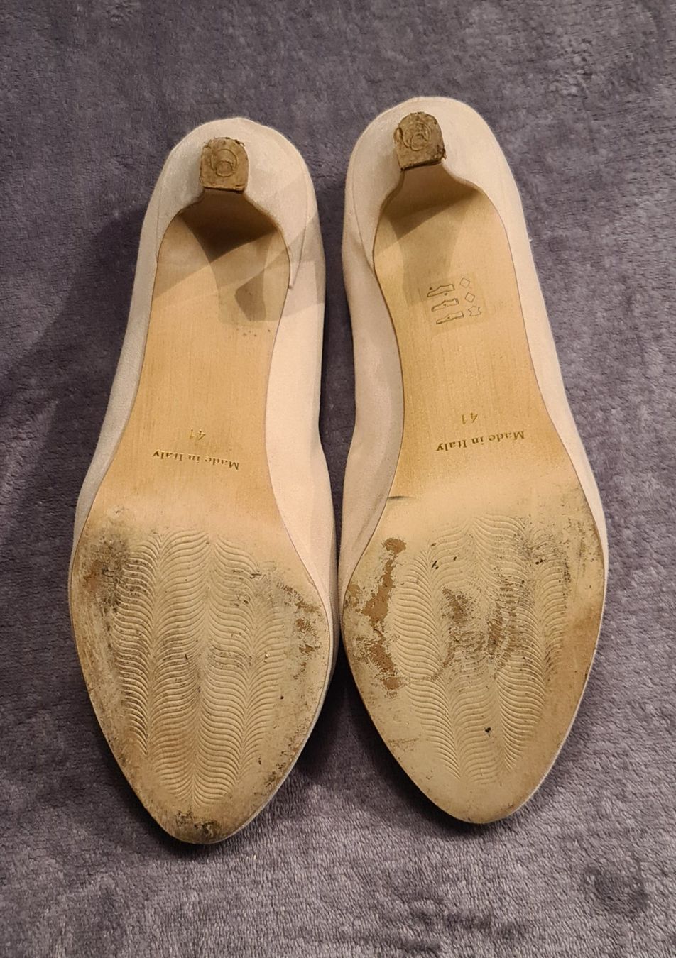 Damenschuhe: Neuwertige Pumps – Gebraucht aus Ruswil von DNAB 4