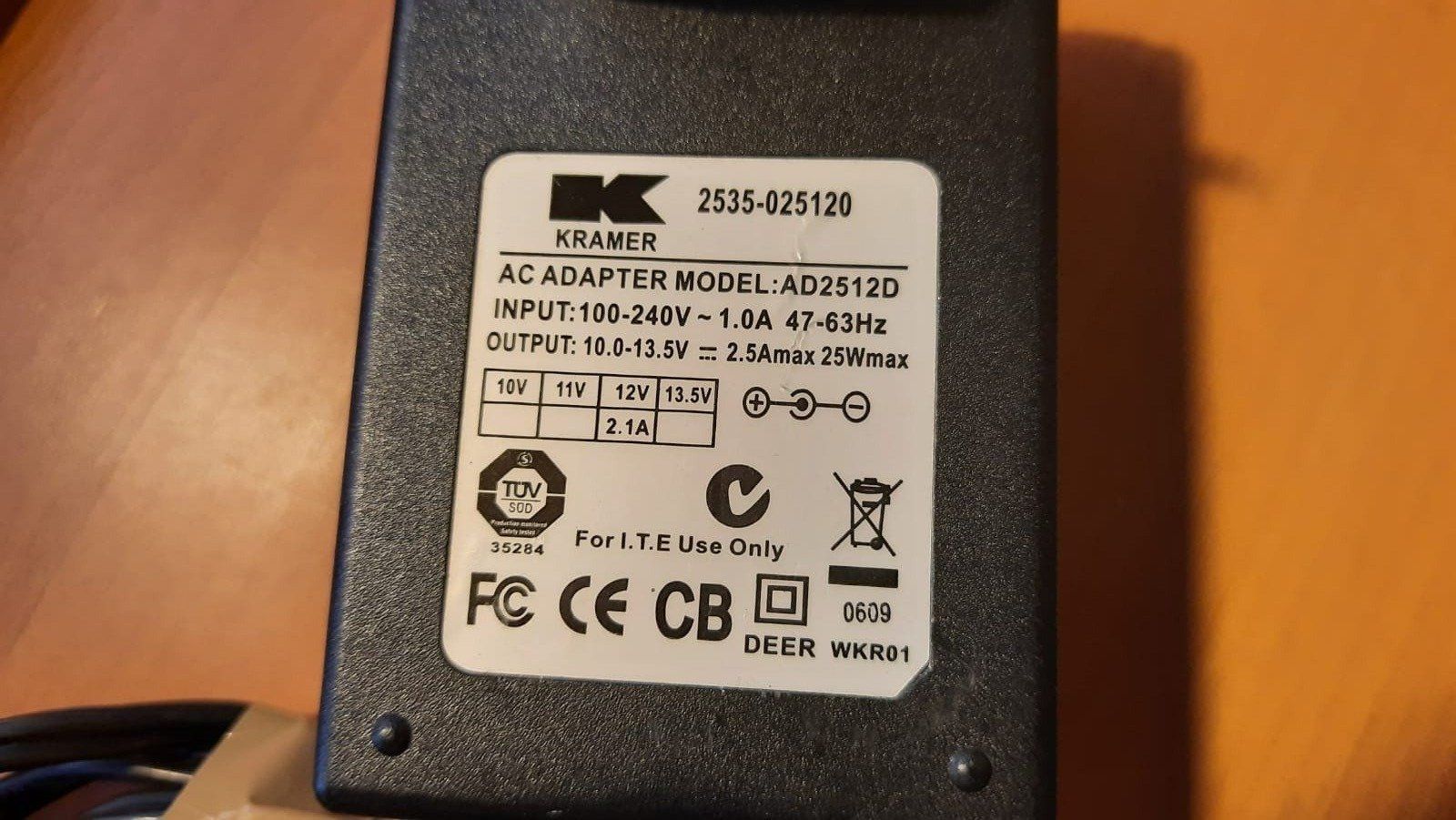 Chargeur: AC Adapter Kramer Model AD2512D – D'occasion à Zürich par balin777 1