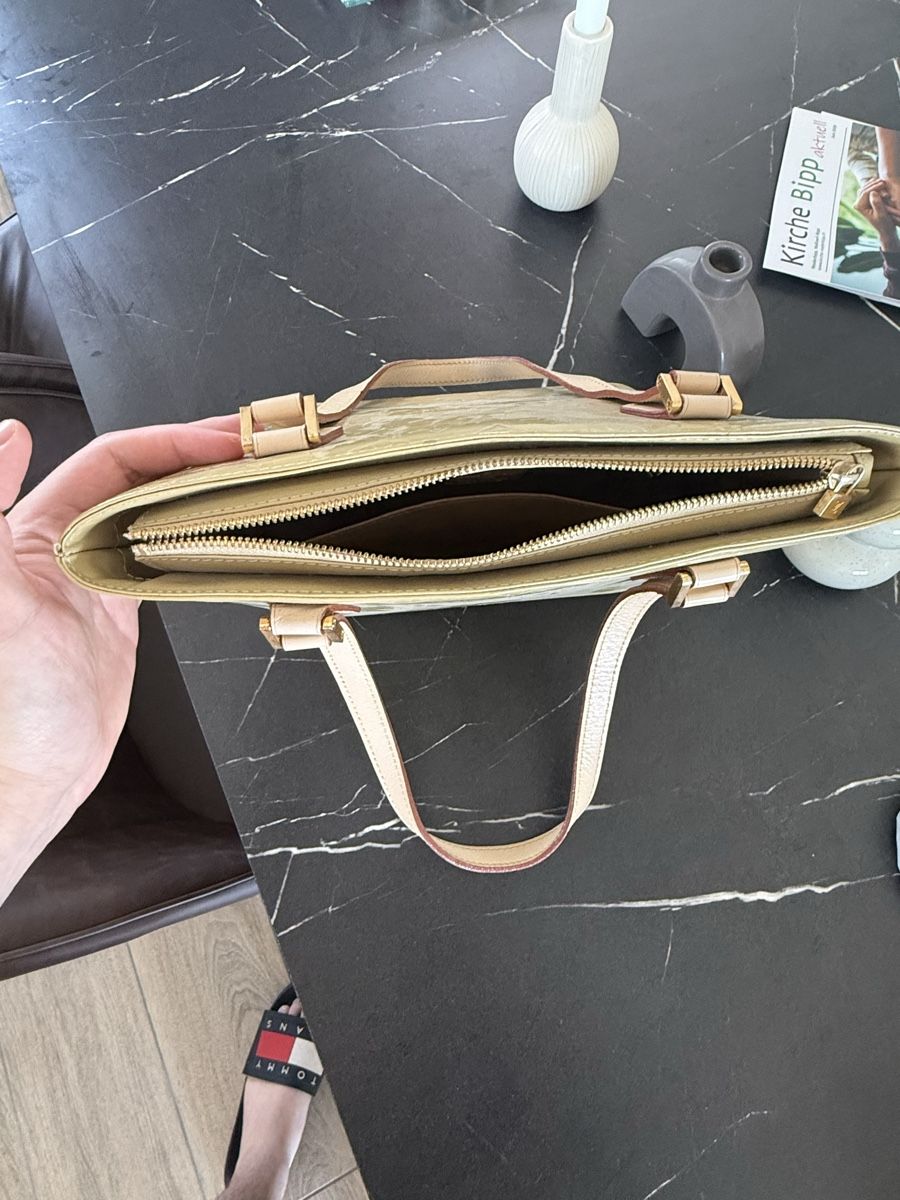 Louis Vuitton Borse da donna: Louis Vuitton – Nuovo (secondo la descrizione) da Niederbipp venduto da nma_kk9l 1