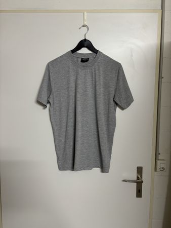 T-Shirt grau Grösse S guter Zustand
