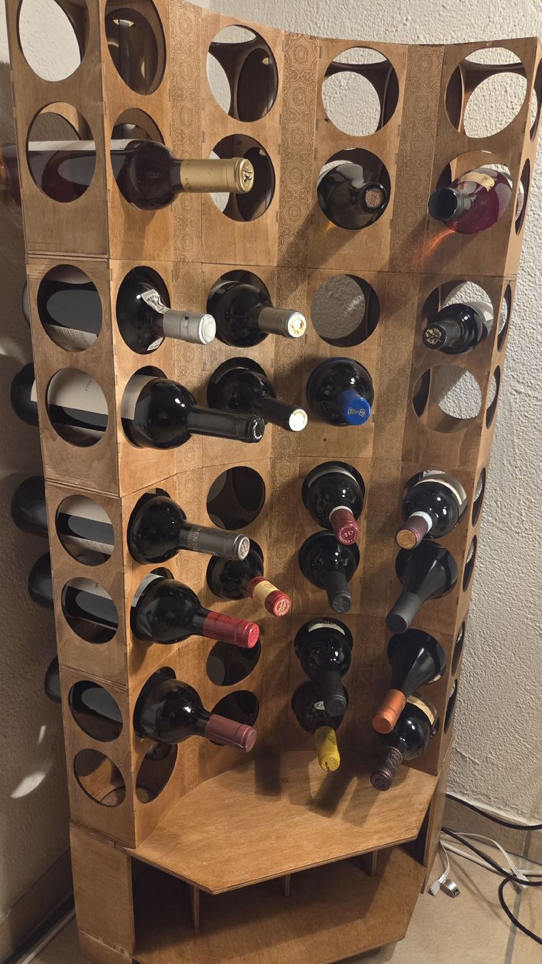 Scaffali: Weinregal, handgefertigt, Unikat – Usato da Dintikon venduto da geh_fcj2 2