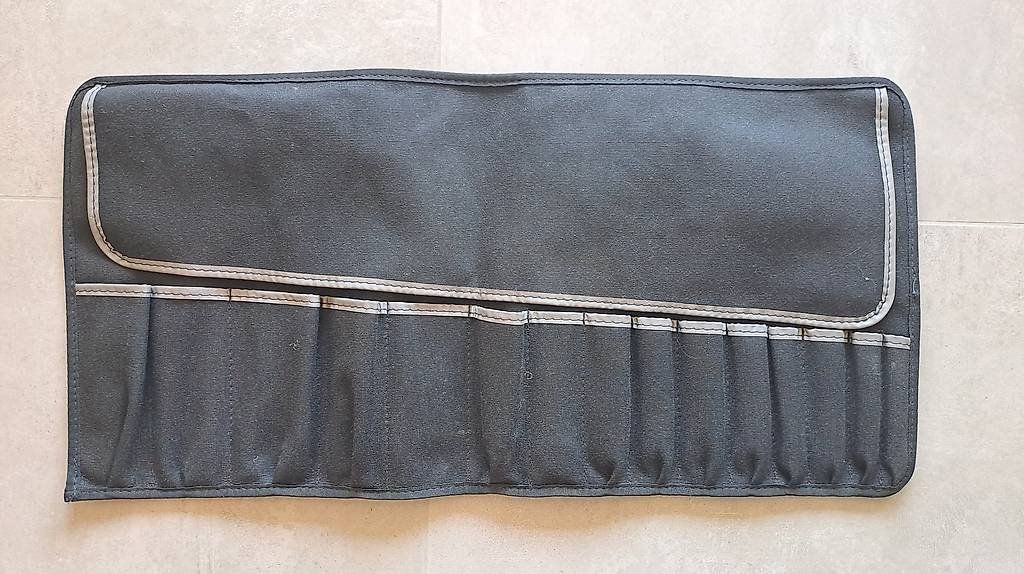Tutti gli attrezzi: Werkzeug Rolltaschen Parat 3 Stück – Usato da Caslano venduto da Welaberg 1