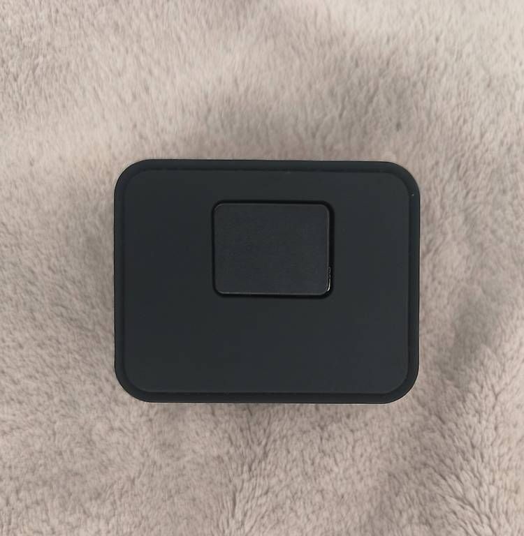 Lecteurs & Adaptateurs: Unidapt Reiseadapter mit 4 USB-Anschlüssen. – D'occasion à Pully par shulgin788 4