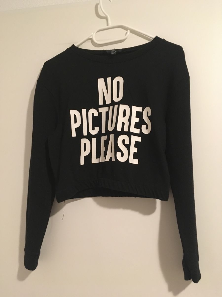 Pullover & Sweatshirts: Kurzer Pullover – Gebraucht aus Bassersdorf von secondhand_clothing