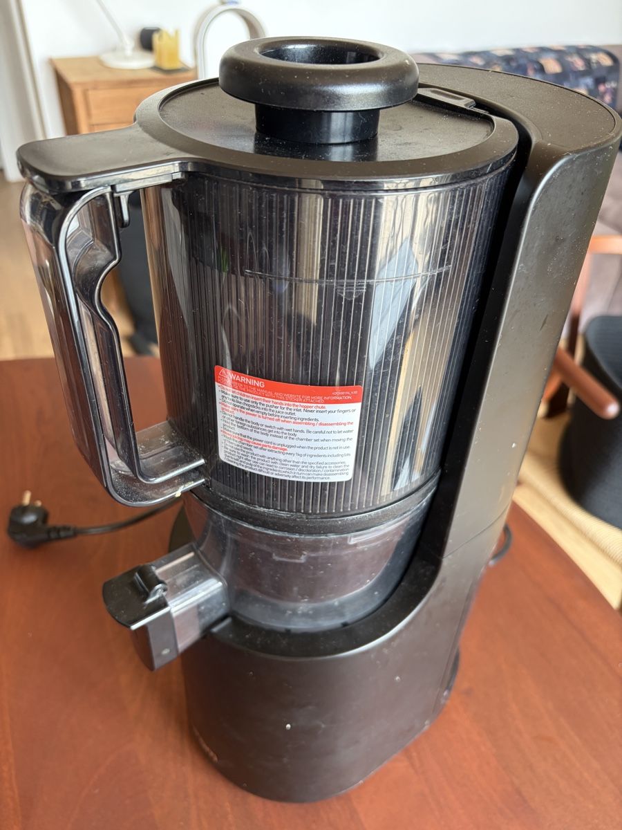 Hurom Küchengeräte: Hurom Slow Juicer Black Used – Gebraucht aus Zürich von elisajana