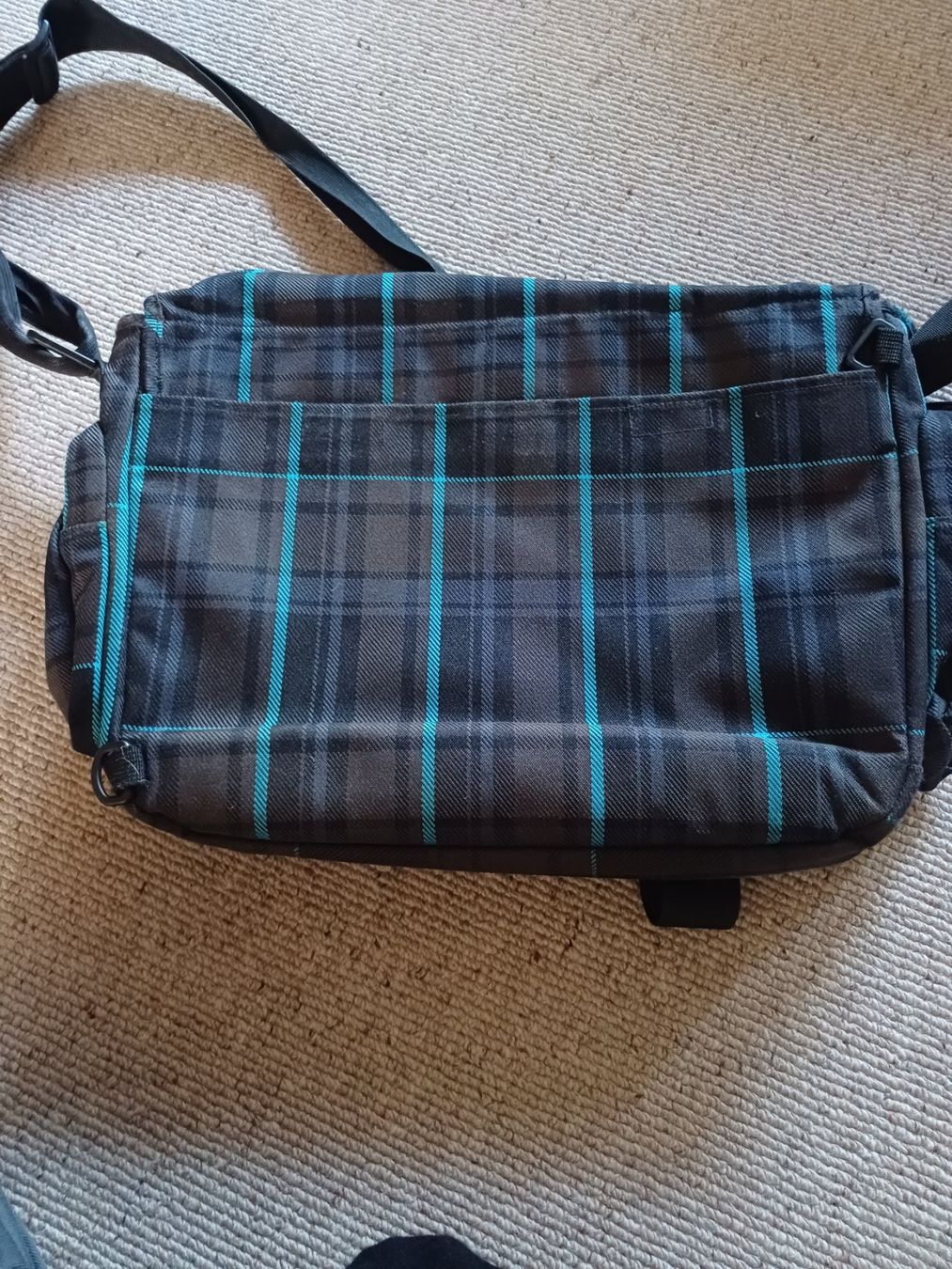 Eastpak Borse: Eastpak Umhängetasche/ Messenger Bag – Usato da Neftenbach venduto da QuiQuo 2