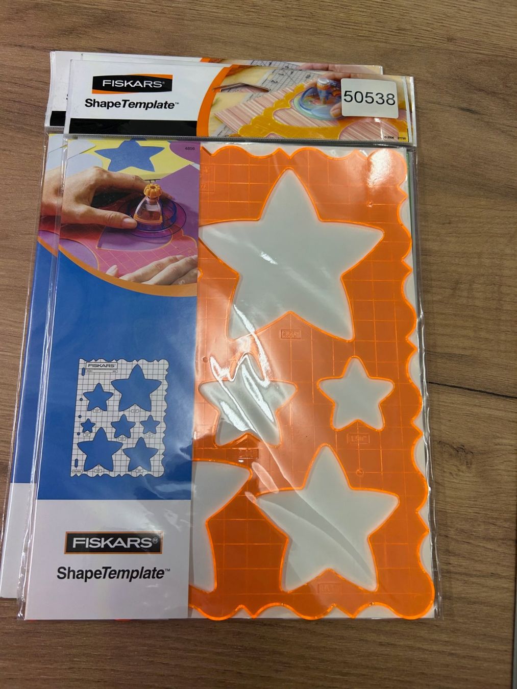 Fiskars Pochoirs: Fiskars Shape Template 3er Set – Neuf avec emballage d'origine à Schönenbaumgarten par Maven 1