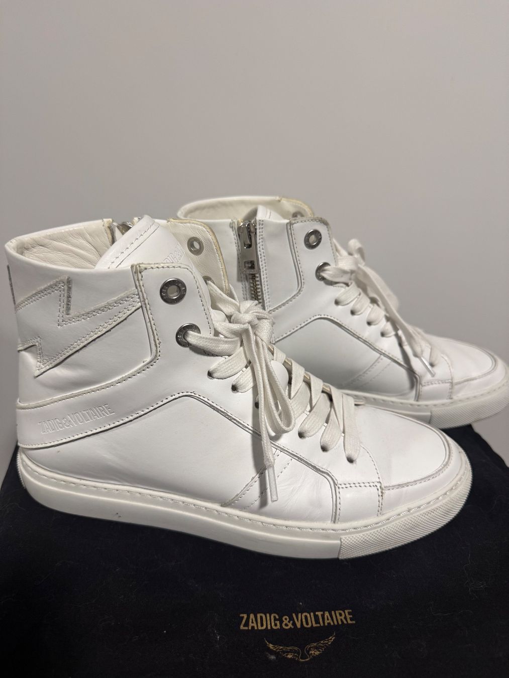 Zadig & Voltaire Damenschuhe: Zadig&Voltaire leather keds – Gebraucht aus Schlieren von tla_mbd8